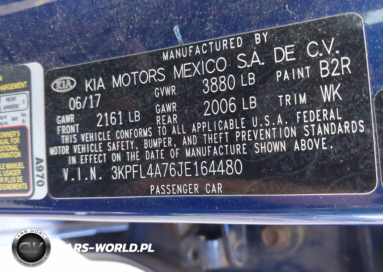 2018 Kia Forte S VIN:3KPFL4A76JE164480 - 9