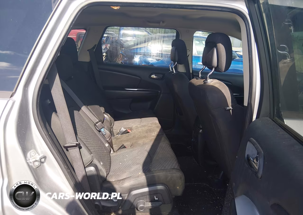 2018 Dodge Journey Se VIN:3C4PDCABXJT288800 - 8
