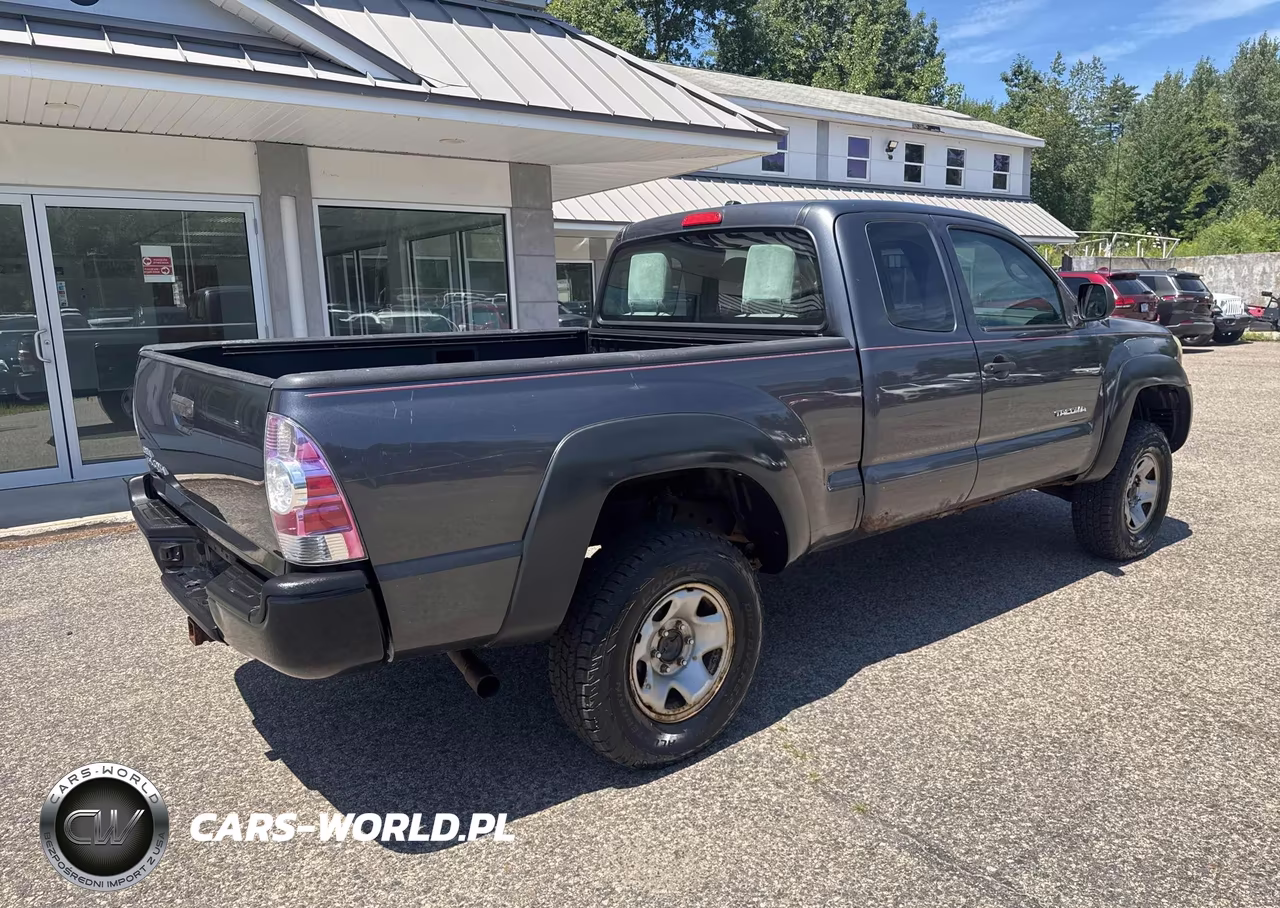 2009 Toyota Tacoma VIN:5TEUX42N59Z613533 - 4