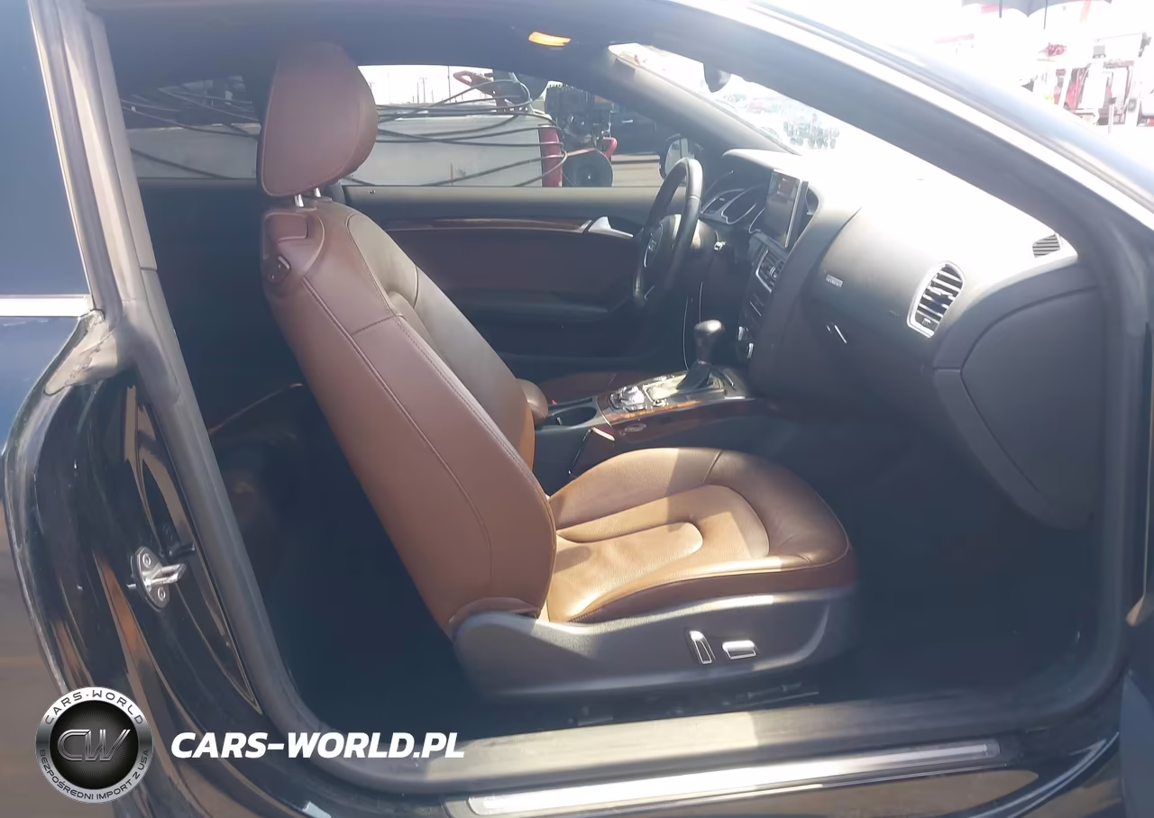 AUDI A5 PREMIUM VIN:WAULFAFR7EA011275 - 5