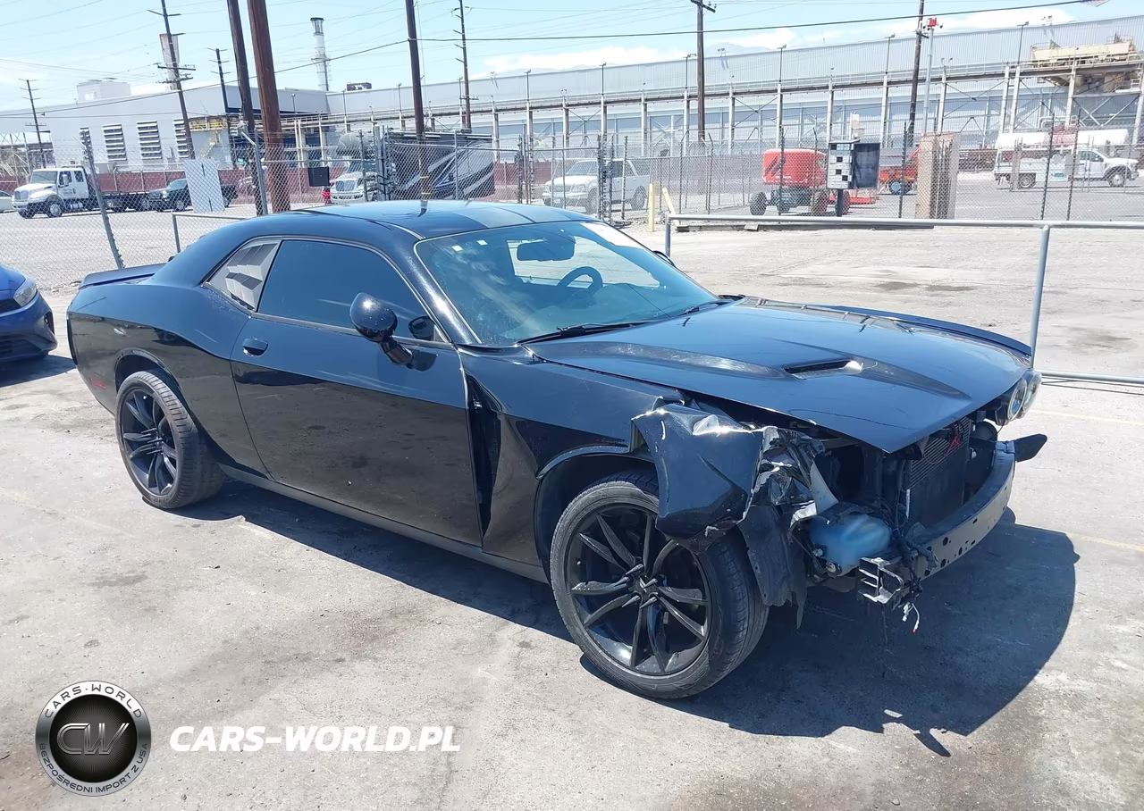 2018 Dodge Challenger Sxt VIN:2C3CDZAG0JH325508 - 13