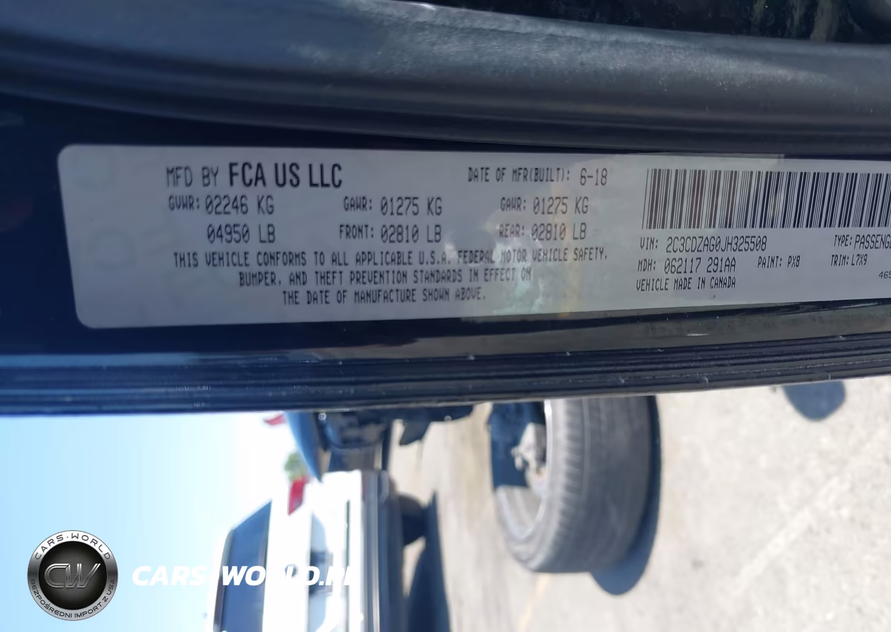 2018 Dodge Challenger Sxt VIN:2C3CDZAG0JH325508 - 9