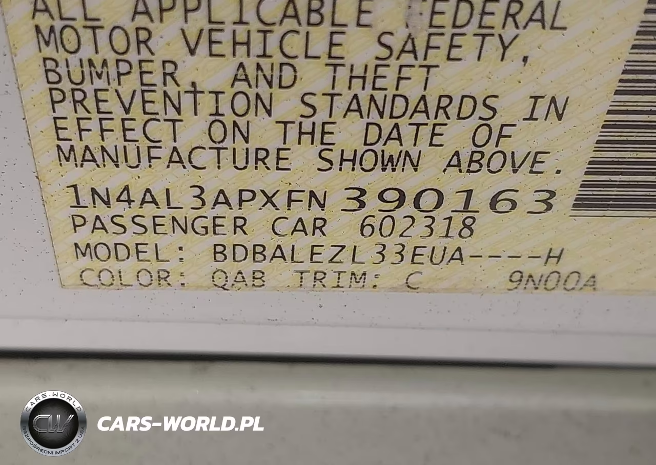 2015 Nissan Altima 2.5 S VIN:1N4AL3APXFN390163 - 9
