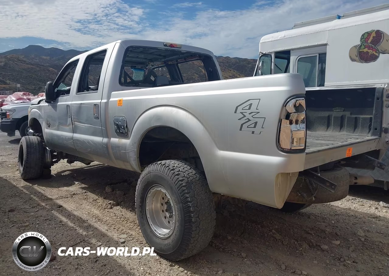 2013 Ford F-250 Xlt VIN:1FT7W2BT4DEA51140 - 3