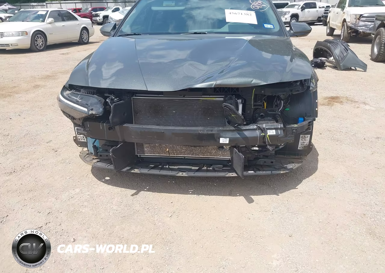 2024 Hyundai Elantra Sel VIN:KMHLM4DGXRU787878 - 6