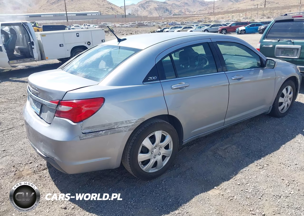 2014 Chrysler 200 Lx VIN:1C3CCBAB4EN122679 - 4