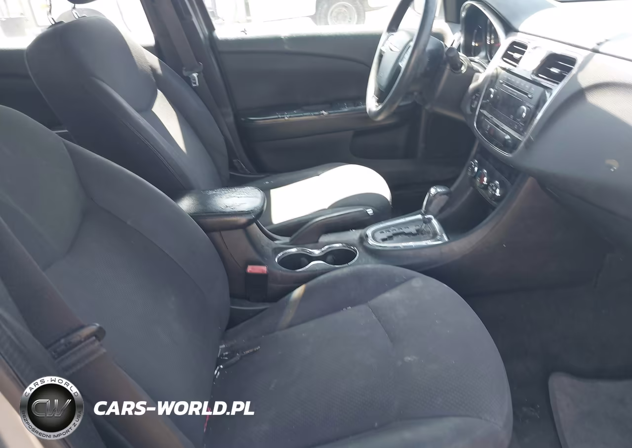 2014 Chrysler 200 Lx VIN:1C3CCBAB4EN122679 - 5
