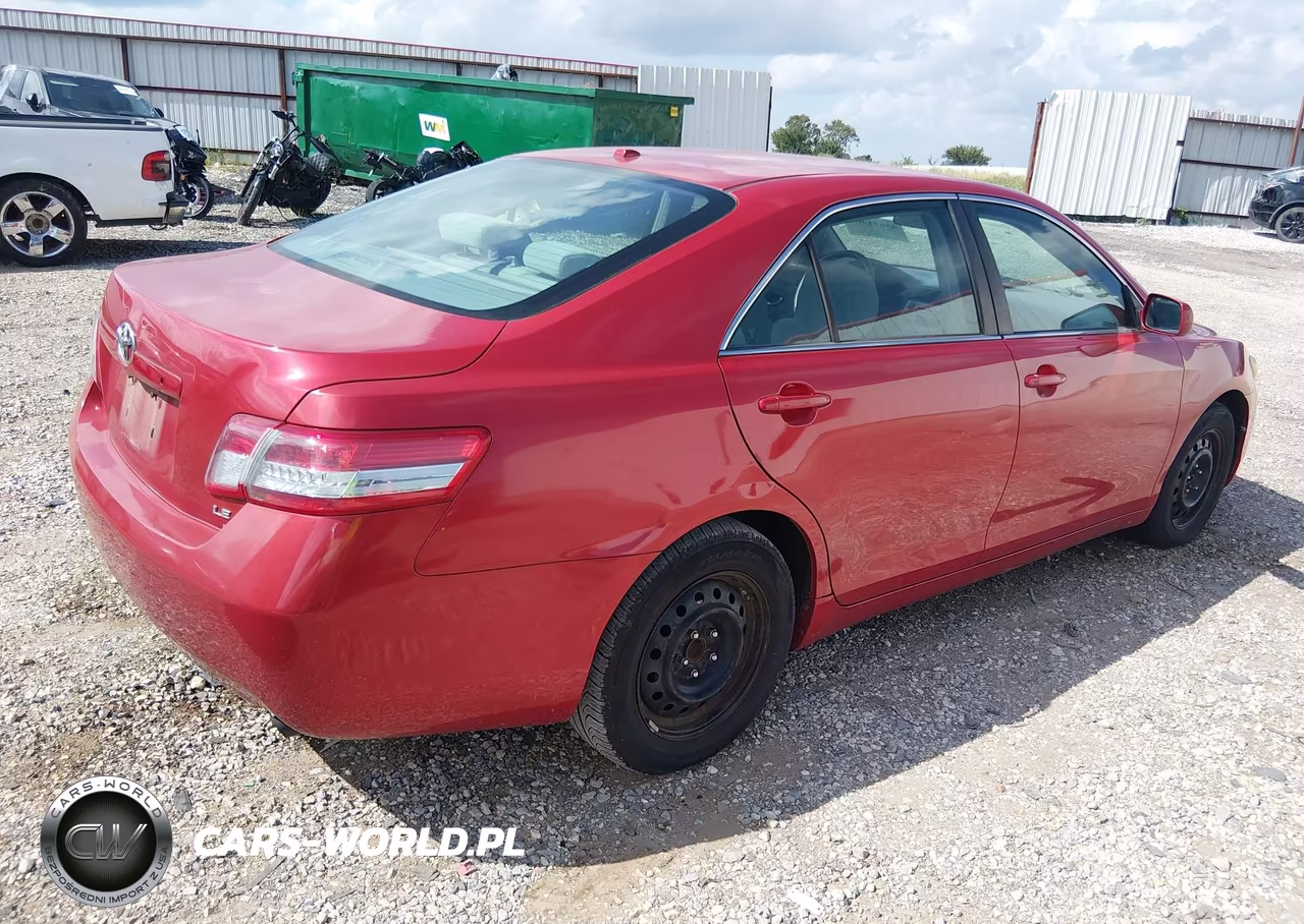 2011 Toyota Camry Le VIN:4T1BF3EK9BU139070 - 4