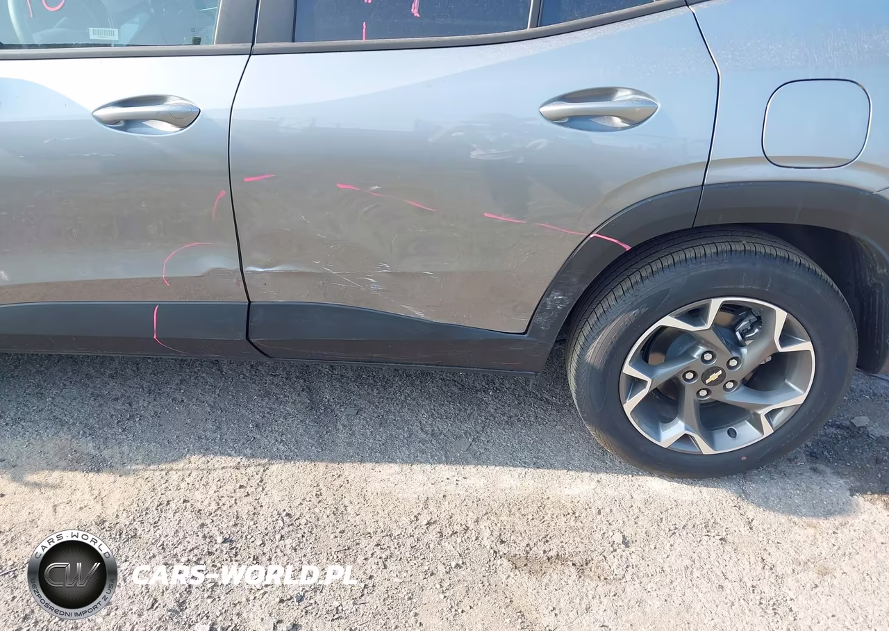 2026 Chevrolet Trax Fwd Lt VIN:KL77LHEP4TC097827 - 17