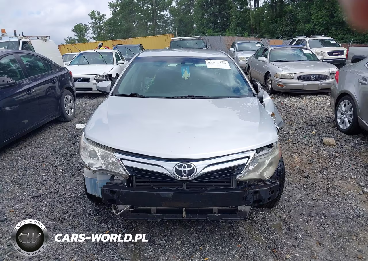 2014 Toyota Camry Le VIN:4T1BF1FK0EU452032 - 12