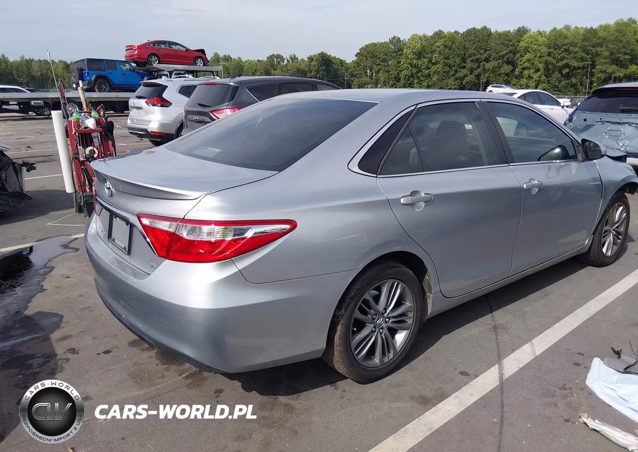 2017 Toyota Camry Se VIN:4T1BF1FK0HU633796 - 4