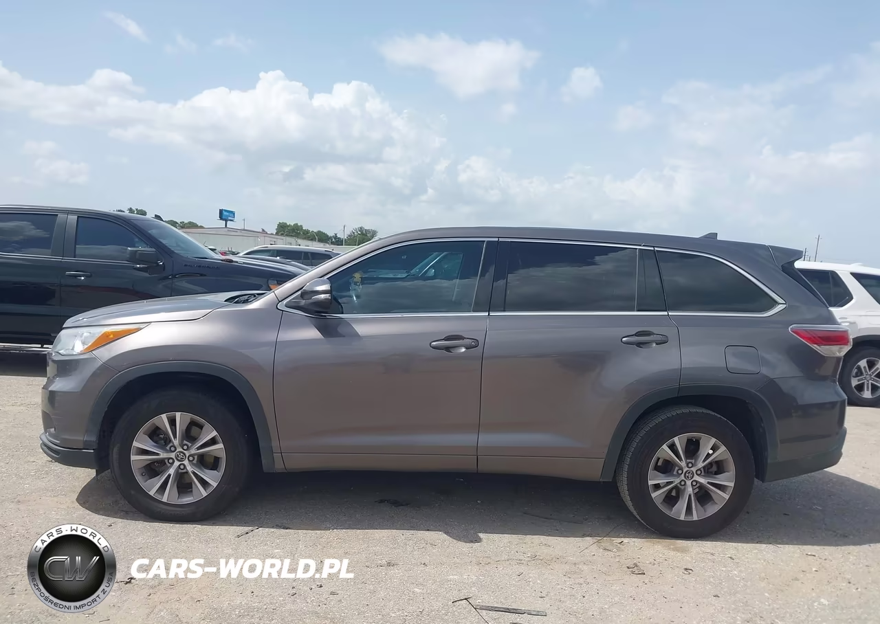 2016 Toyota Highlander Le Plus V6 VIN:5TDZKRFH0GS139605 - 14