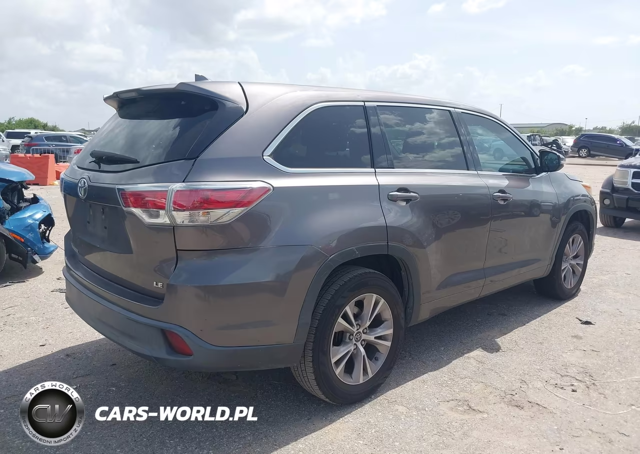 2016 Toyota Highlander Le Plus V6 VIN:5TDZKRFH0GS139605 - 4