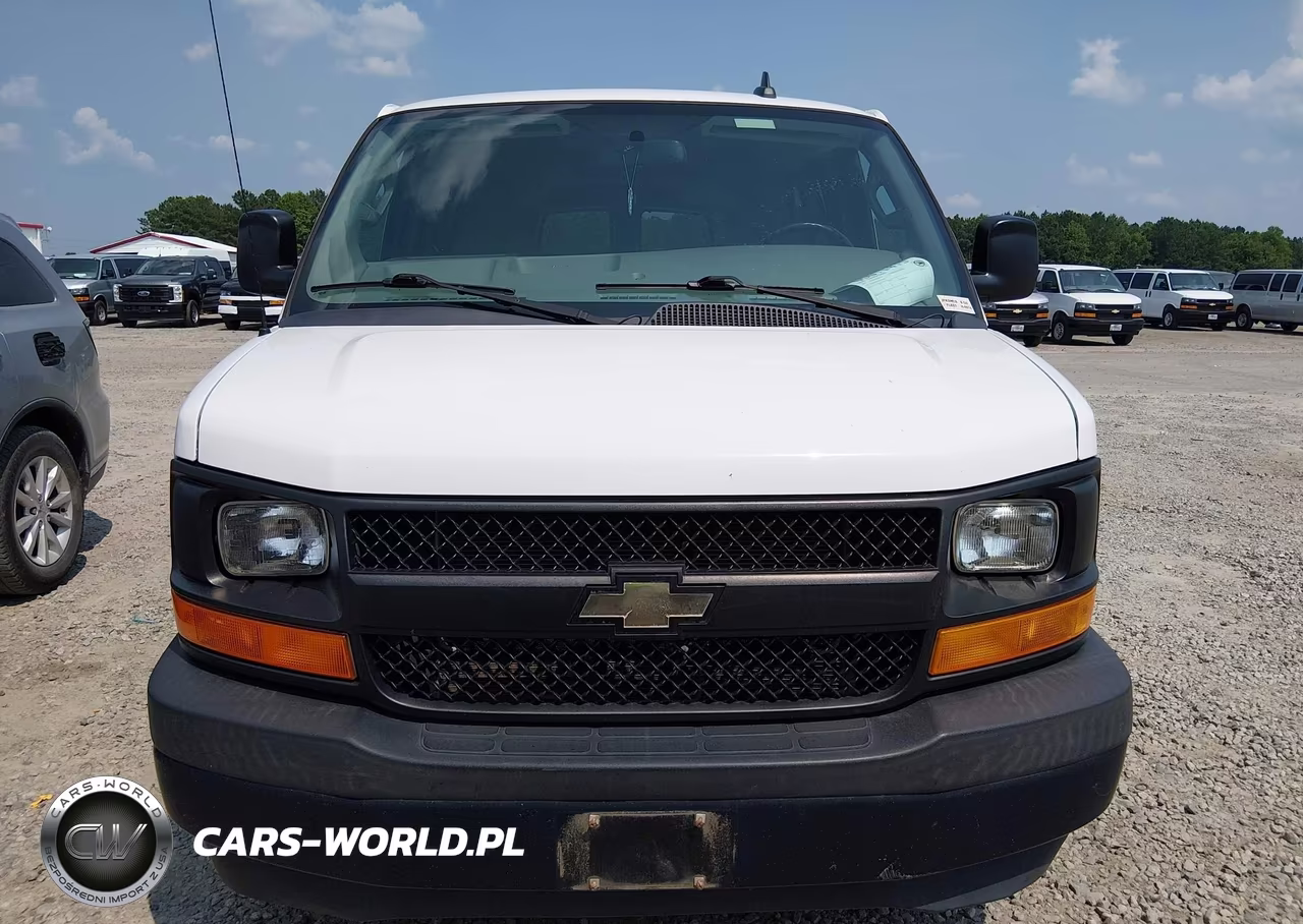 2017 Chevrolet Express 3500 Ls VIN:1GAZGNFGXH1294705 - 12