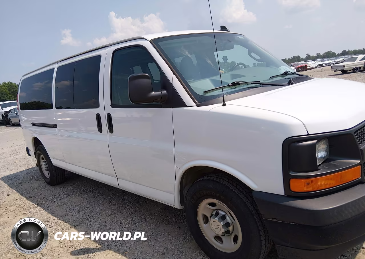 2017 Chevrolet Express 3500 Ls VIN:1GAZGNFGXH1294705 - 13