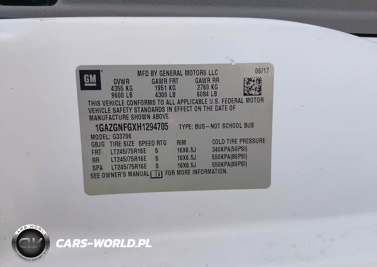2017 Chevrolet Express 3500 Ls VIN:1GAZGNFGXH1294705 - 9