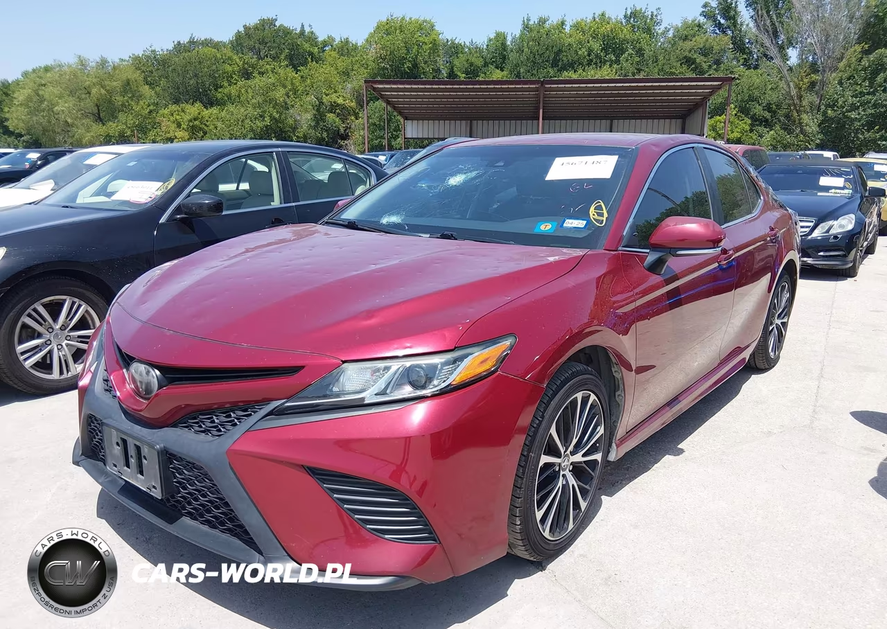2018 TOYOTA CAMRY SE VIN:4T1B11HK2JU569472 - 2