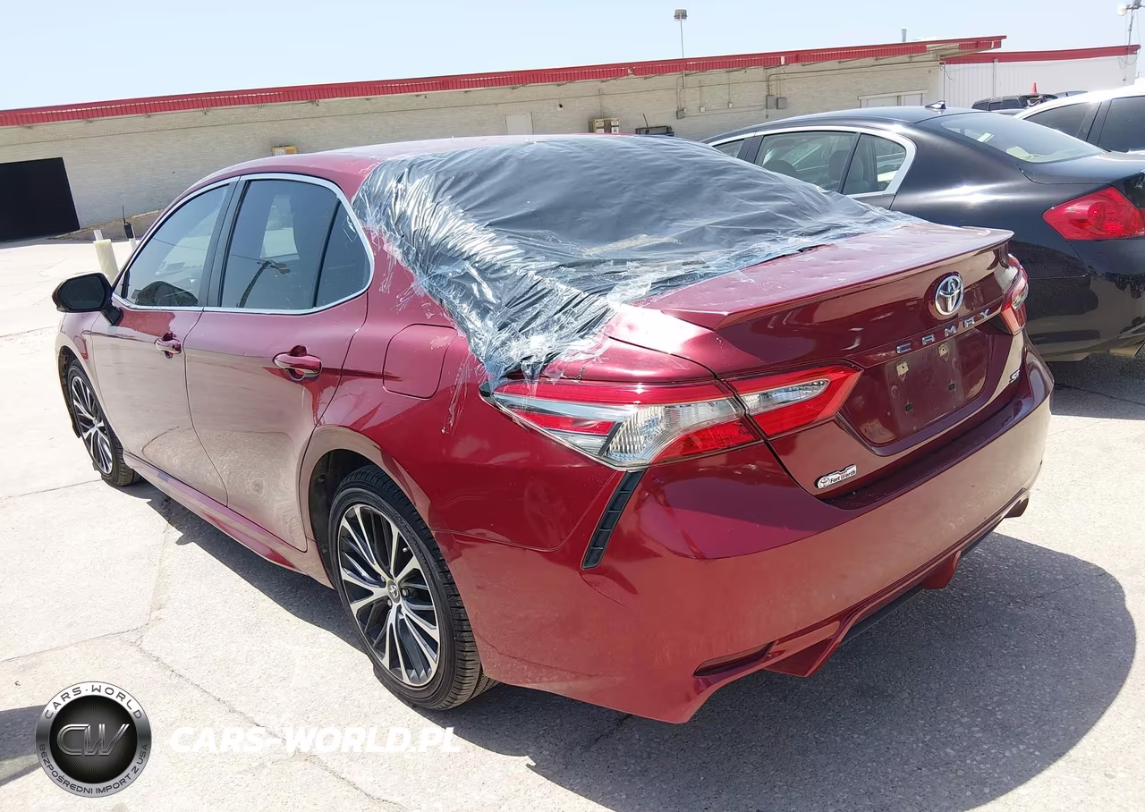 2018 TOYOTA CAMRY SE VIN:4T1B11HK2JU569472 - 3