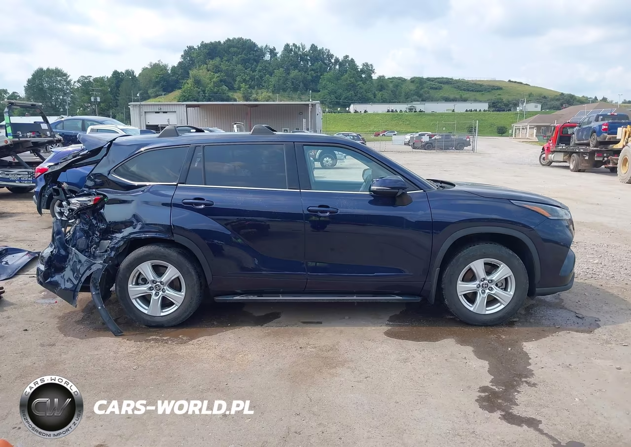 2021 Toyota Highlander Le VIN:5TDBZRBH0MS156158 - 14