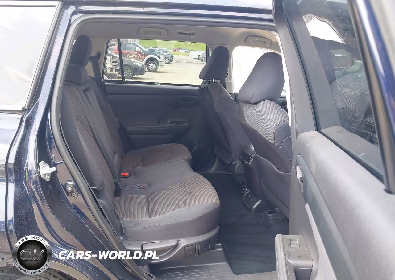2021 Toyota Highlander Le VIN:5TDBZRBH0MS156158 - 8
