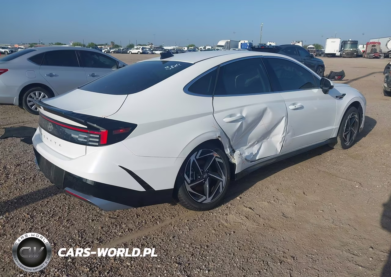 2026 Hyundai Sonata Sel Sport VIN:KMHL64JA6TA535077 - 4