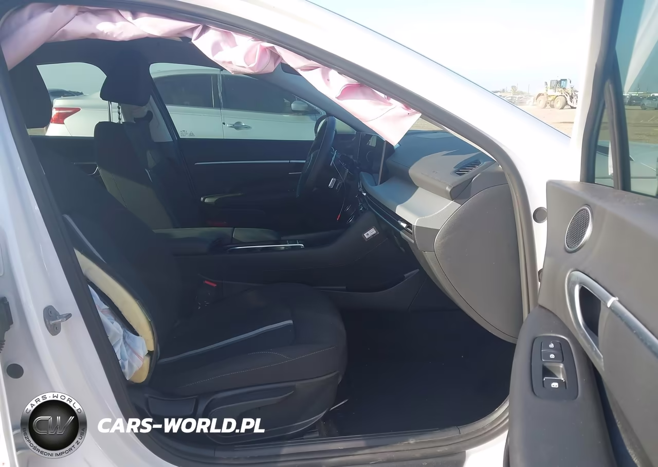 2026 Hyundai Sonata Sel Sport VIN:KMHL64JA6TA535077 - 5