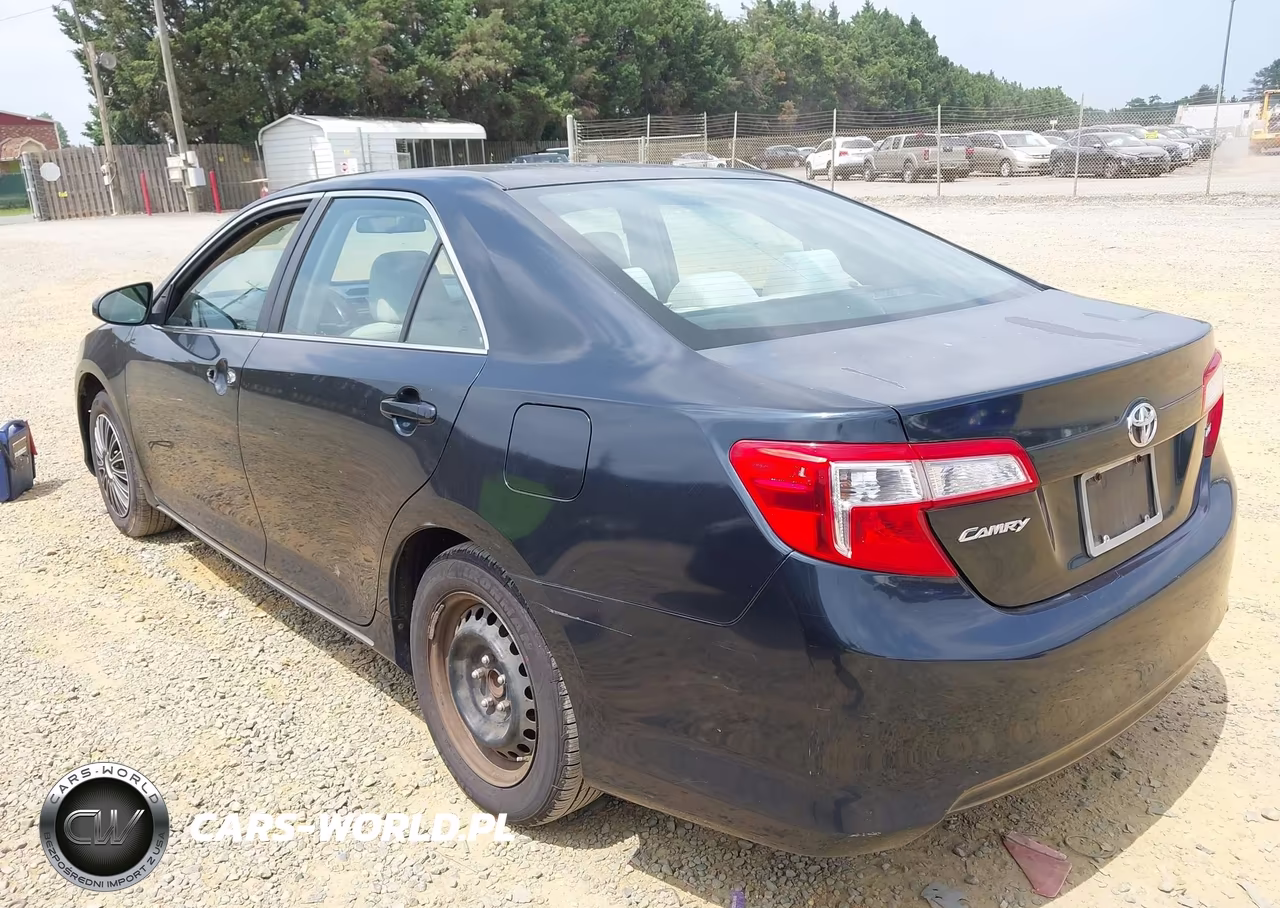 2013 Toyota Camry Le VIN:4T1BF1FK1DU231344 - 3