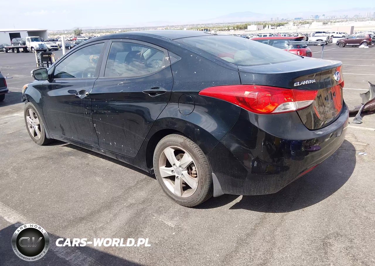 2013 Hyundai Elantra Gls VIN:KMHDH4AEXDU604192 - 3