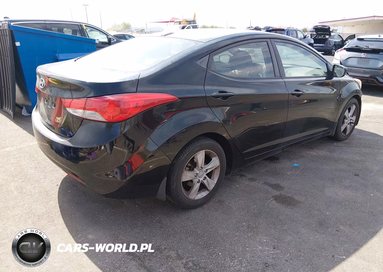 2013 Hyundai Elantra Gls VIN:KMHDH4AEXDU604192 - 4