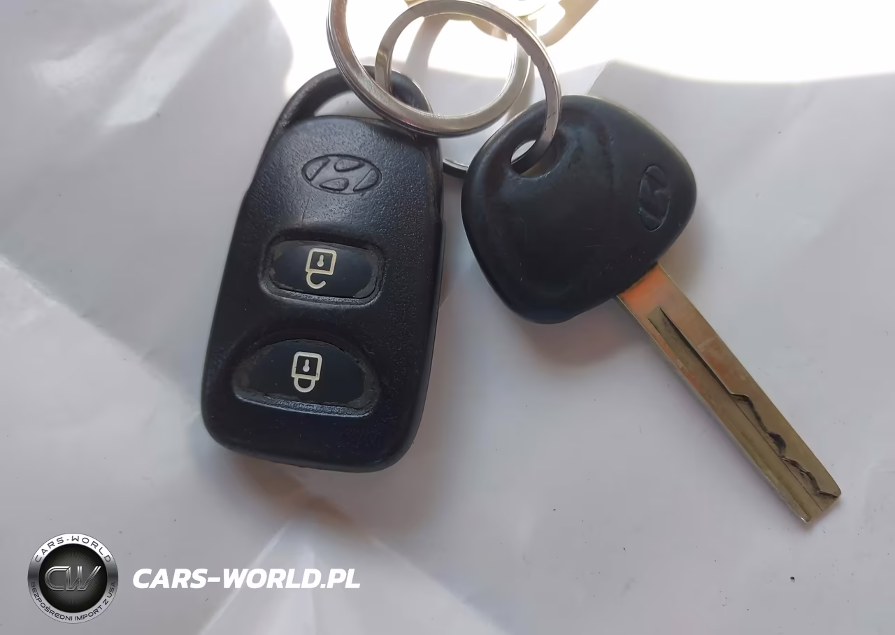 2013 Hyundai Accent Gls VIN:KMHCT4AE6DU414075 - 11