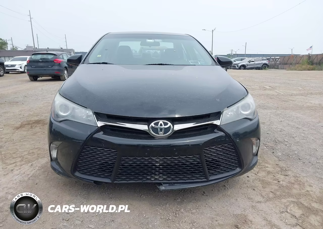2015 Toyota Camry Se VIN:4T1BF1FK9FU049829 - 12