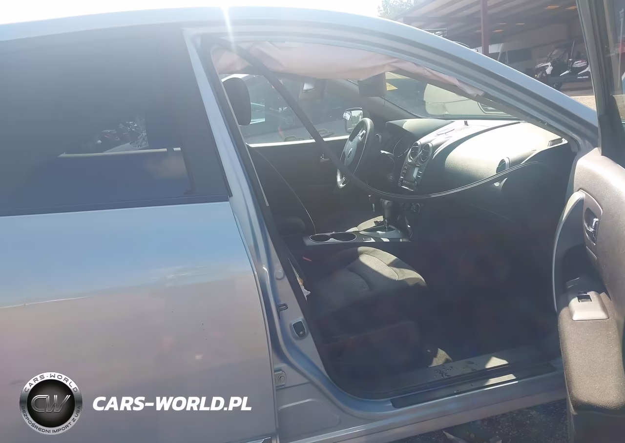 2013 Nissan Rogue S VIN:JN8AS5MV8DW132982 - 5
