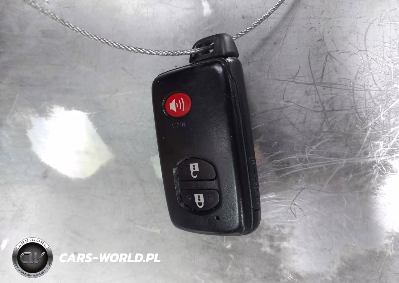 2015 Toyota Prius Two VIN:JTDKN3DUXF1915921 - 11