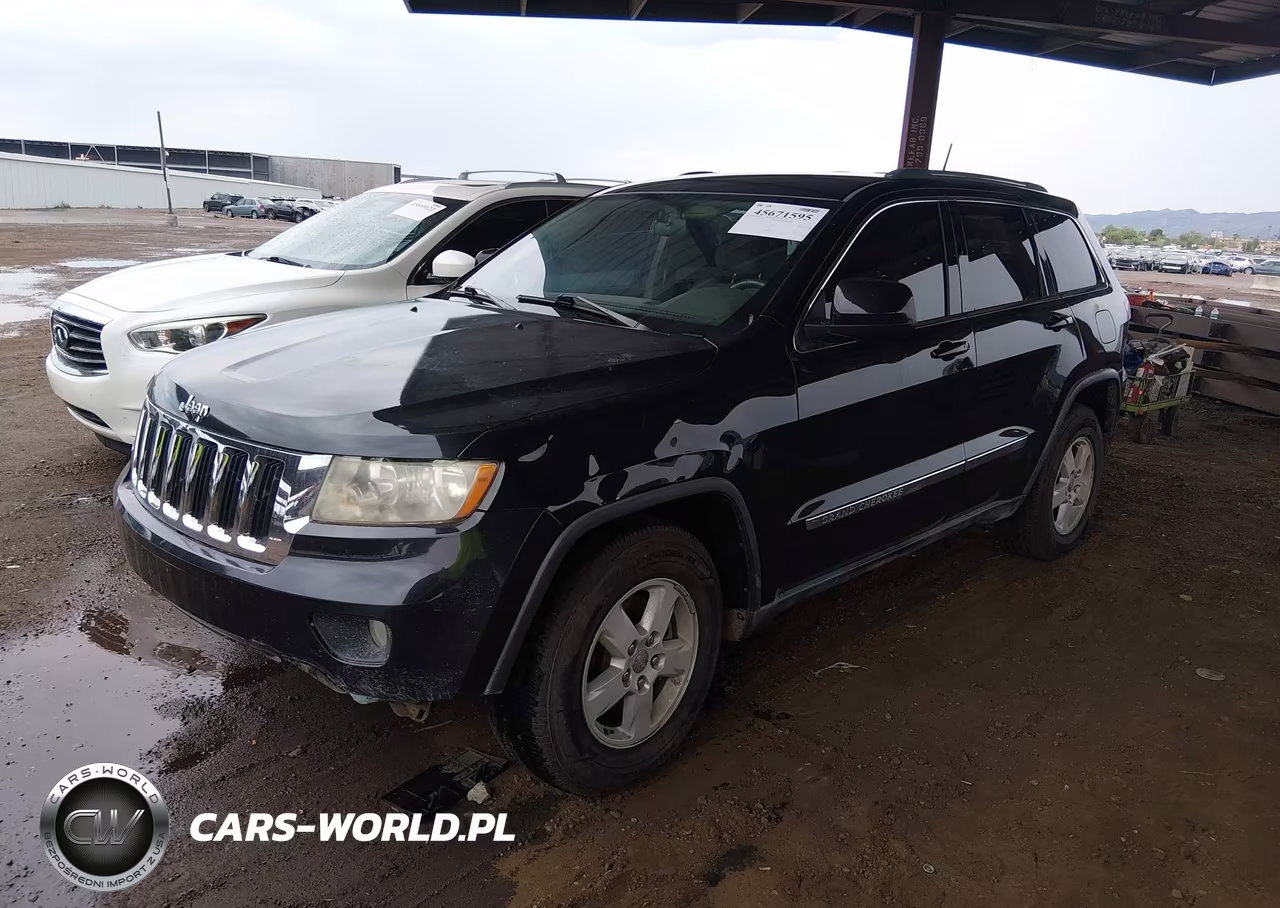 2011 Jeep Grand Cherokee Laredo VIN:1J4RR4GG5BC520049 - 2