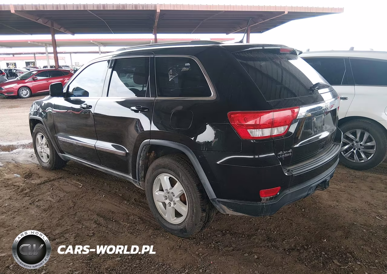 2011 Jeep Grand Cherokee Laredo VIN:1J4RR4GG5BC520049 - 3