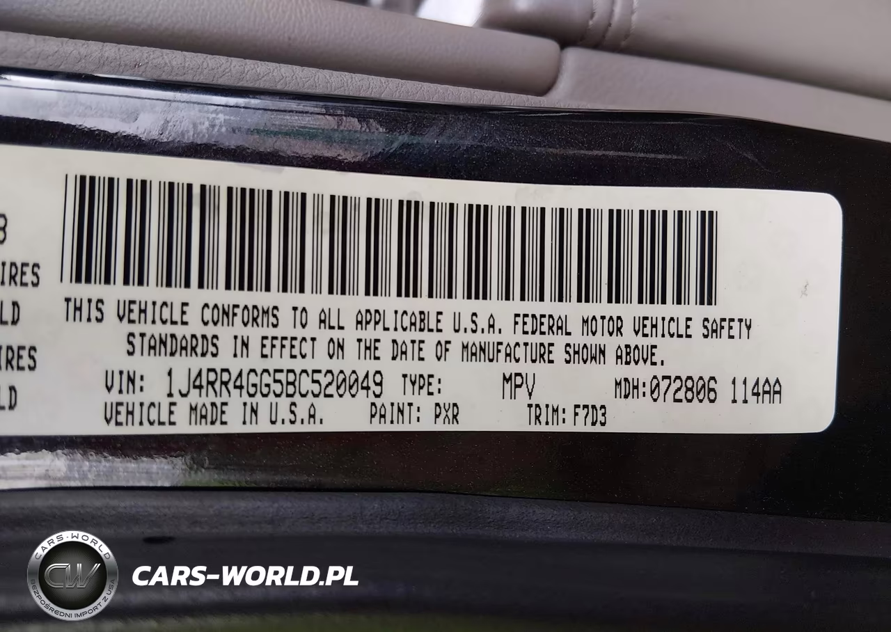 2011 Jeep Grand Cherokee Laredo VIN:1J4RR4GG5BC520049 - 9
