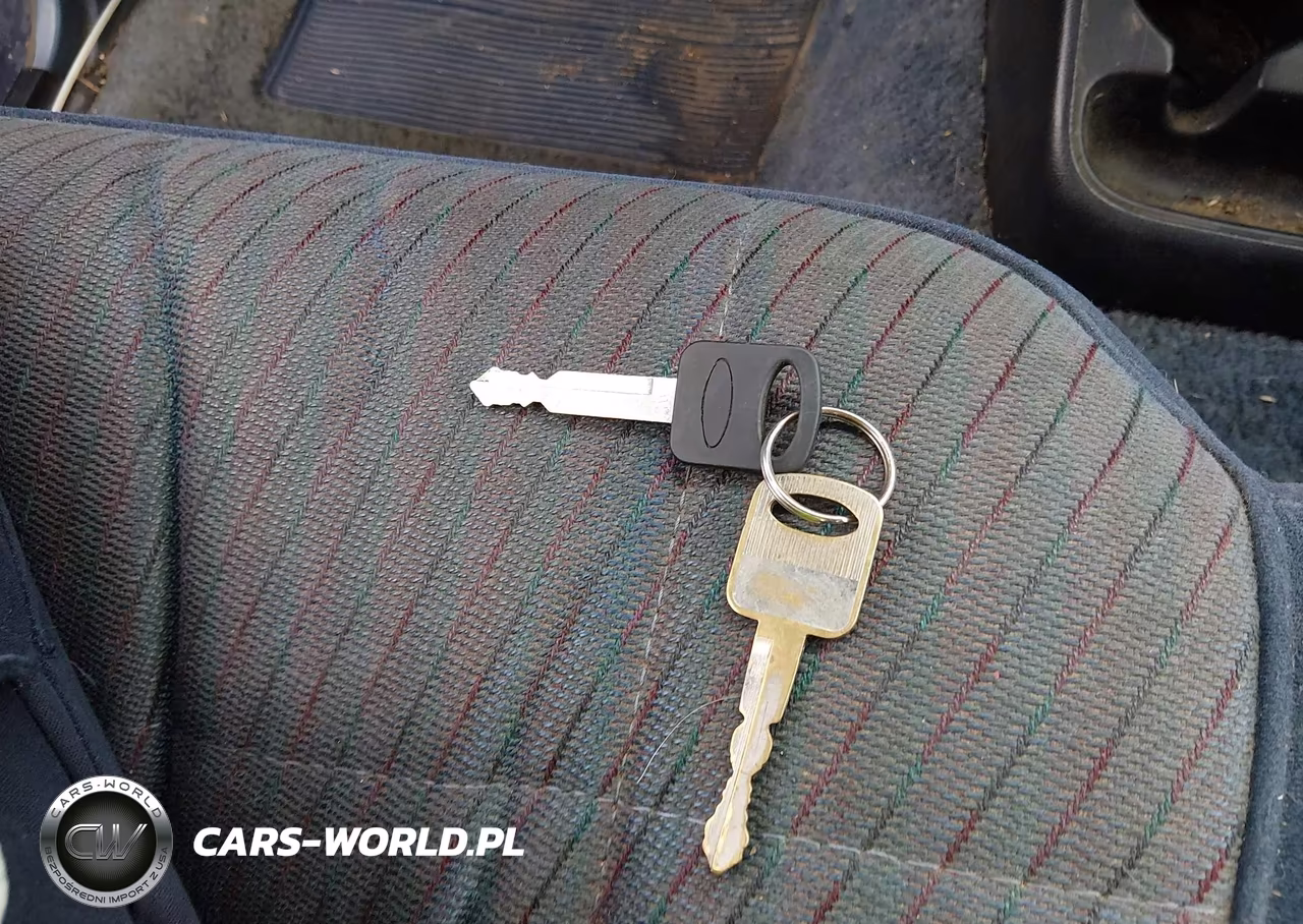 1993 Ford Ranger Super Cab VIN:1FTCR14U0PPA64515 - 11