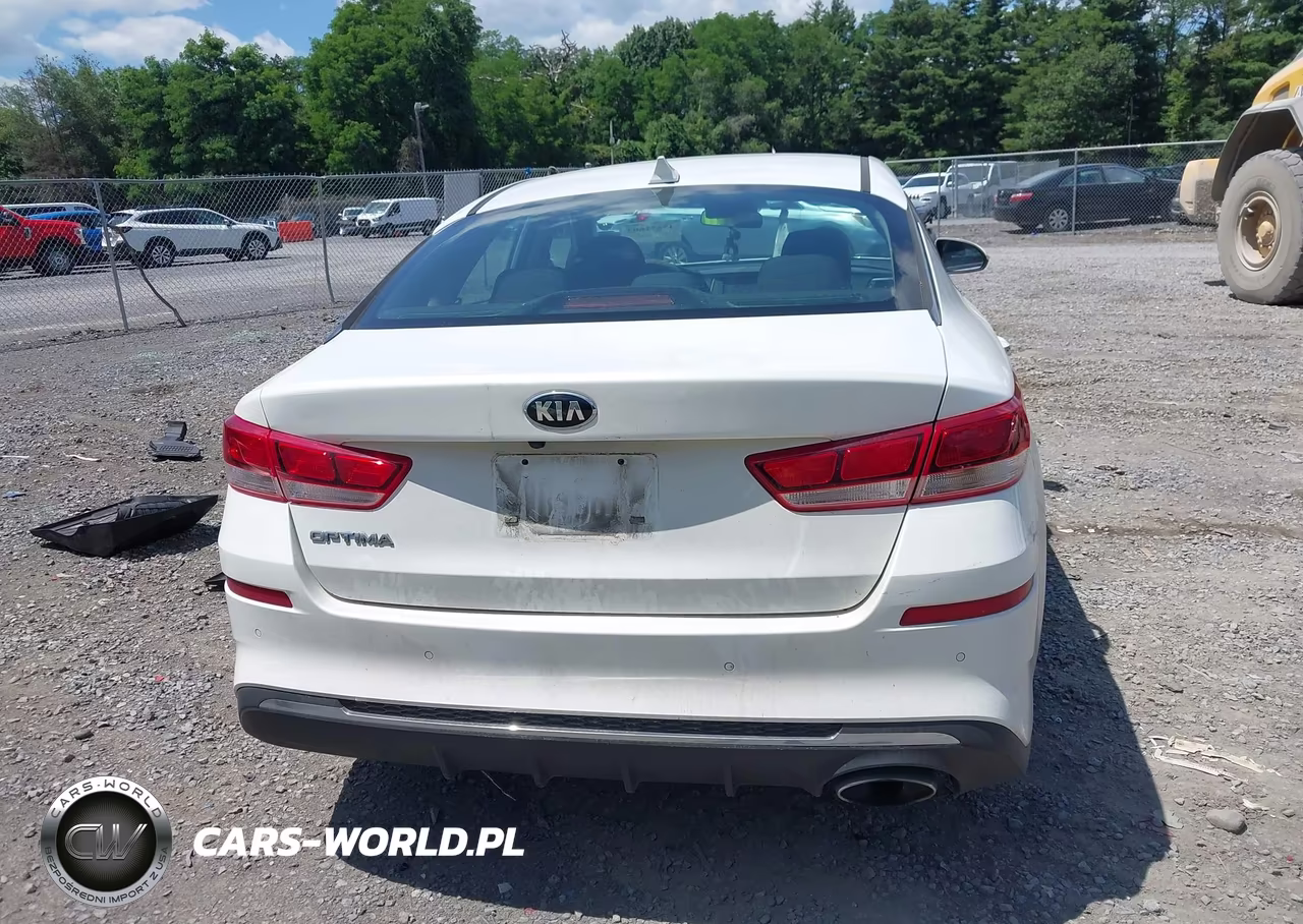 2019 Kia Optima Lx VIN:5XXGT4L39KG370724 - 16