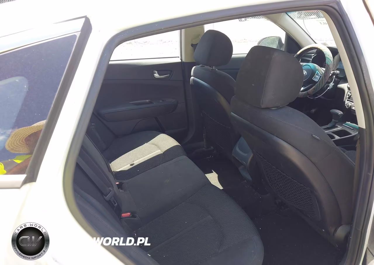2019 Kia Optima Lx VIN:5XXGT4L39KG370724 - 8