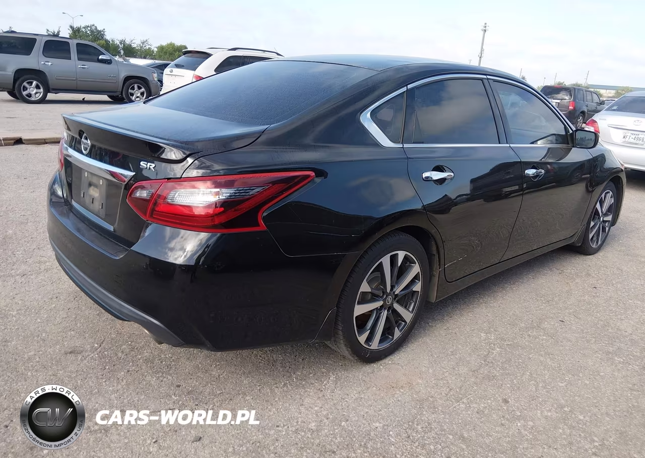2017 Nissan Altima 2.5 Sr VIN:1N4AL3AP3HN342149 - 4