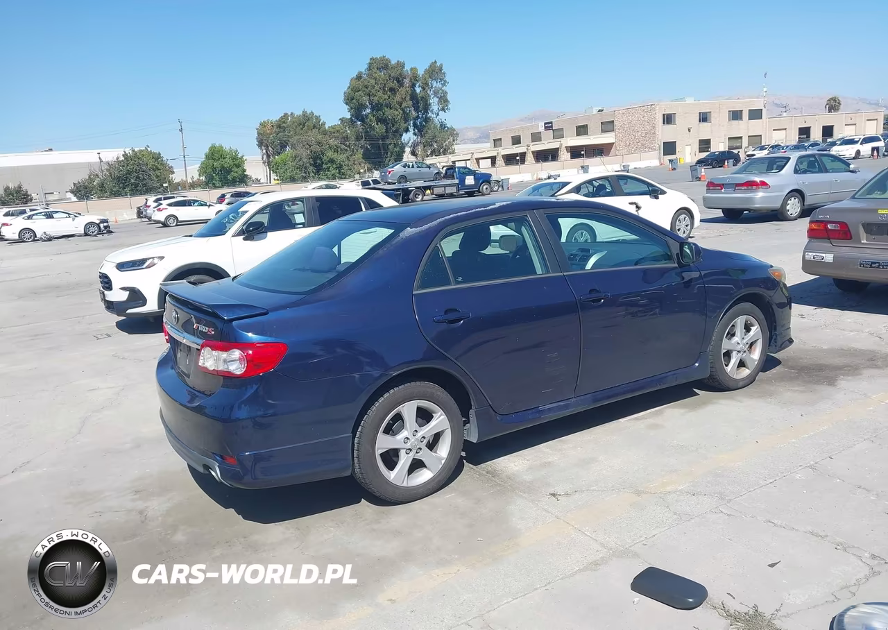 2013 Toyota Corolla S VIN:2T1BU4EEXDC955893 - 4