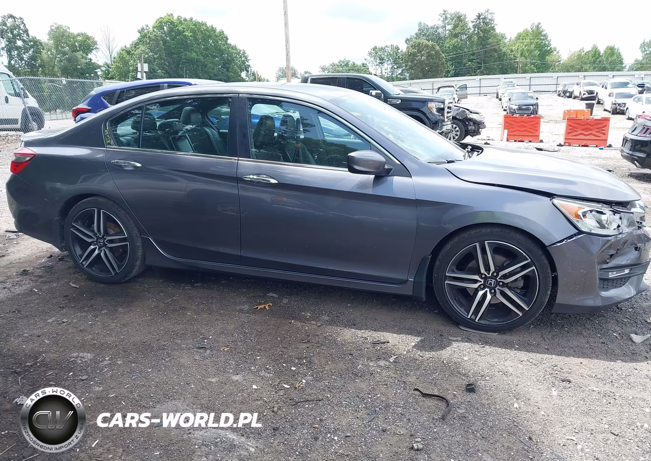 2017 Honda Accord Sport VIN:1HGCR2F62HA062677 - 18