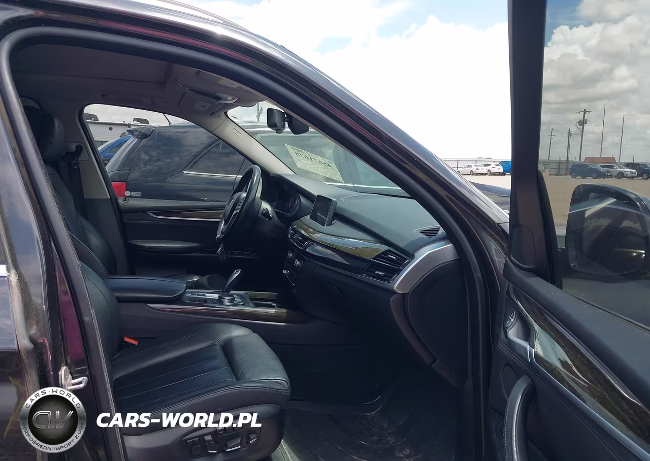 2015 BMW X5 xDrive50I VIN:5UXKR6C54F0J77165 - 5