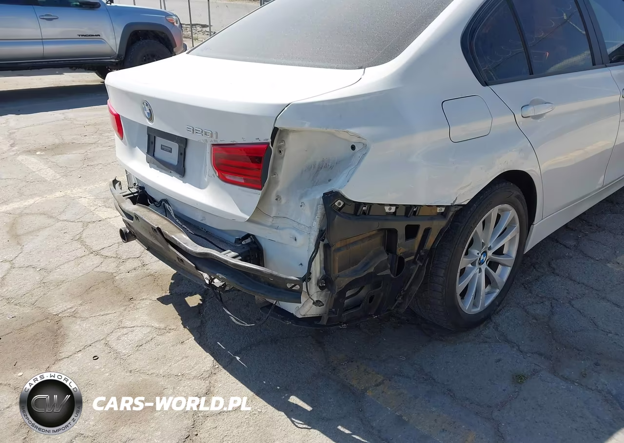 2016 BMW 320I VIN:WBA8A9C51GK618824 - 13