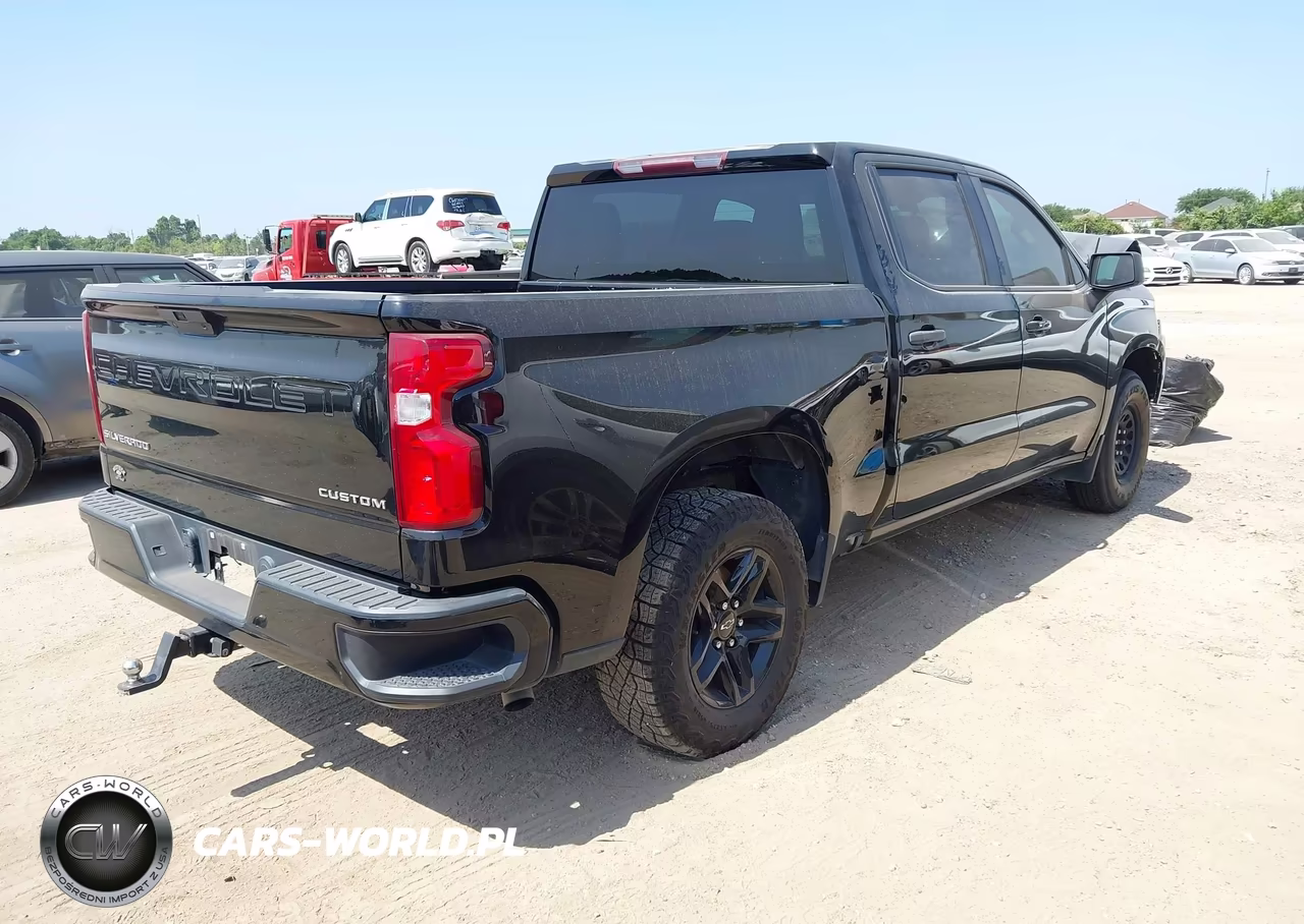2021 Chevrolet Silverado 1500 2Wd Short Bed Custom VIN:3GCPWBEK2MG343526 - 4