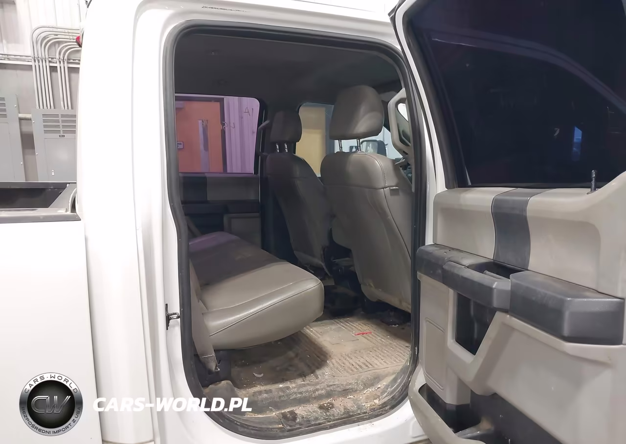 2018 Ford F-350 Xl VIN:1FT7W3BT9JEC66563 - 8