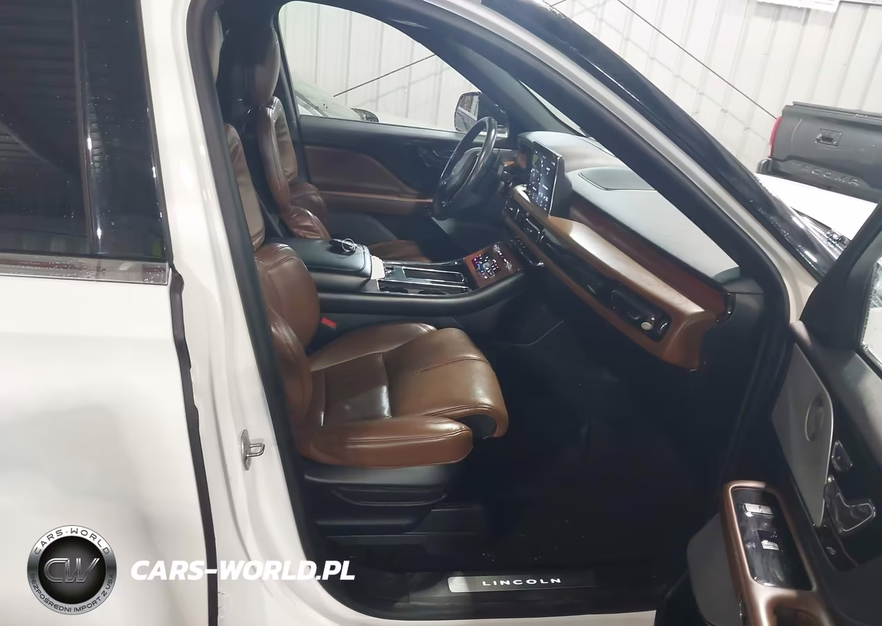 2020 Lincoln Aviator Grand Touring VIN:5LMYJ8XY2LGL37333 - 5