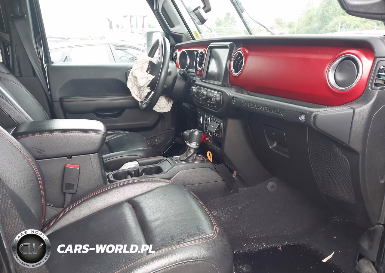 2019 Jeep Wrangler Unlimited Rubicon 4X4 VIN:1C4HJXFN5KW512896 - 5