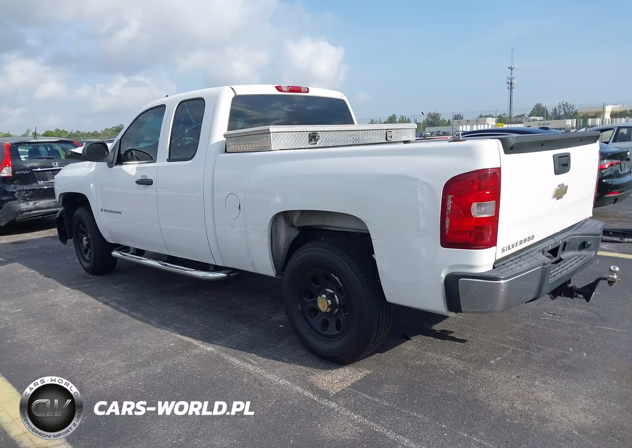 2008 Chevrolet Silverado 1500 Work Truck VIN:1GCEC19X98Z206671 - 3