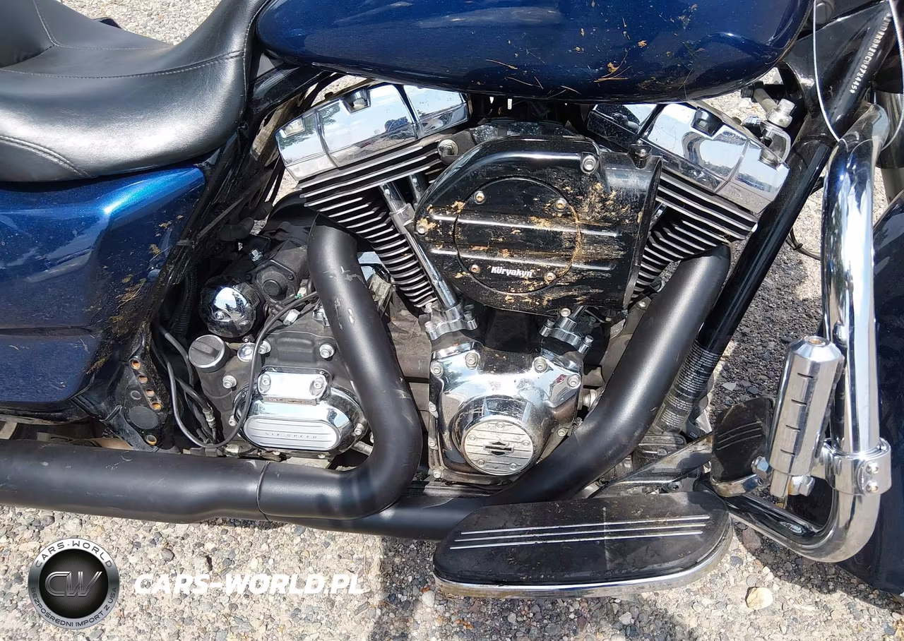 2012 Harley-Davidson Flhx Street Glide VIN:1HD1KBM10CB678445 - 8